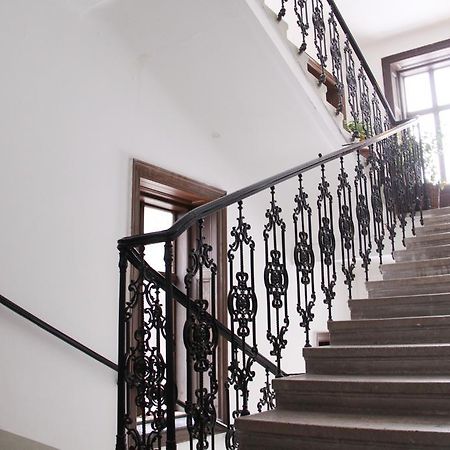 Checkvienna - Edelhof Apartments Экстерьер фото