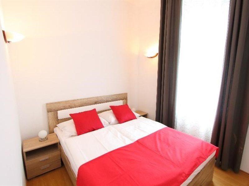 Checkvienna - Edelhof Apartments Экстерьер фото