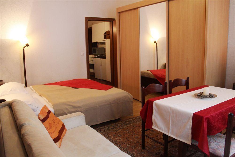 Checkvienna - Edelhof Apartments Экстерьер фото