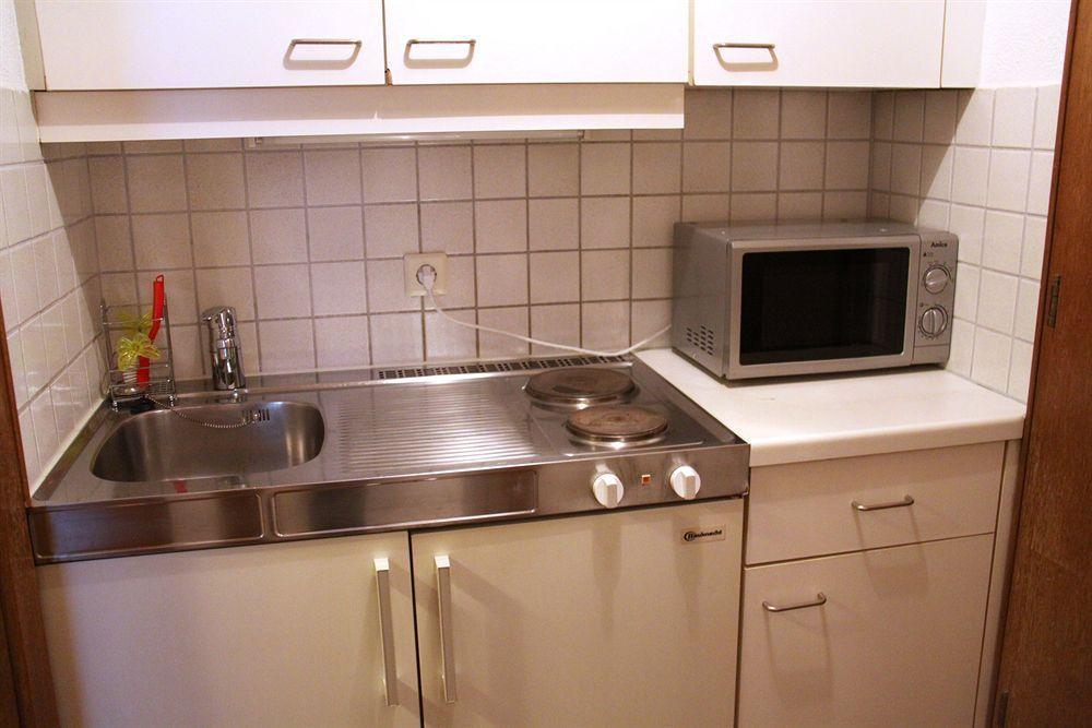Checkvienna - Edelhof Apartments Экстерьер фото