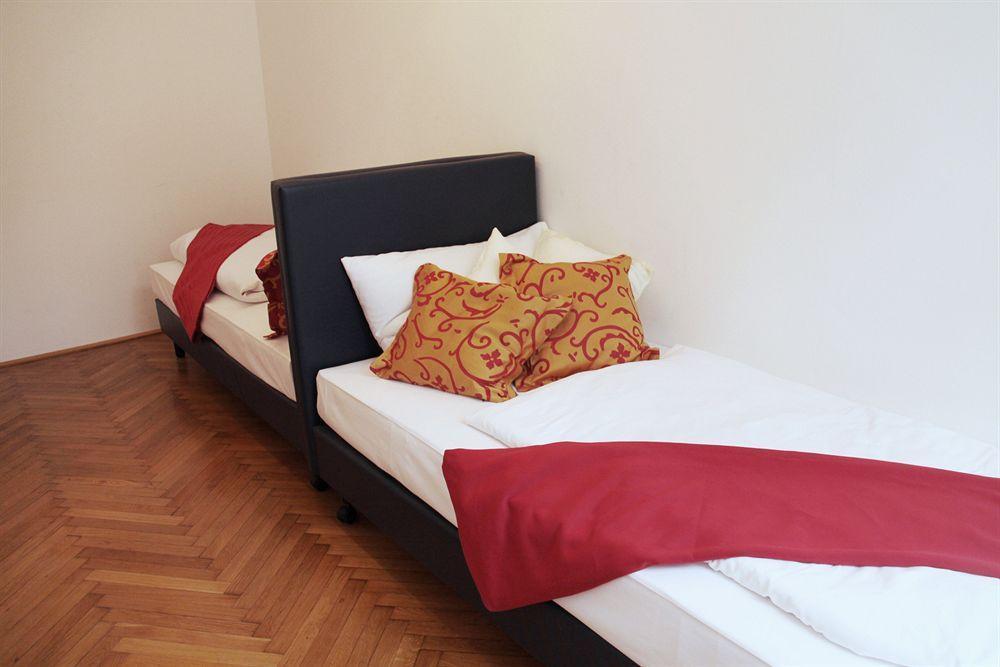 Checkvienna - Edelhof Apartments Экстерьер фото