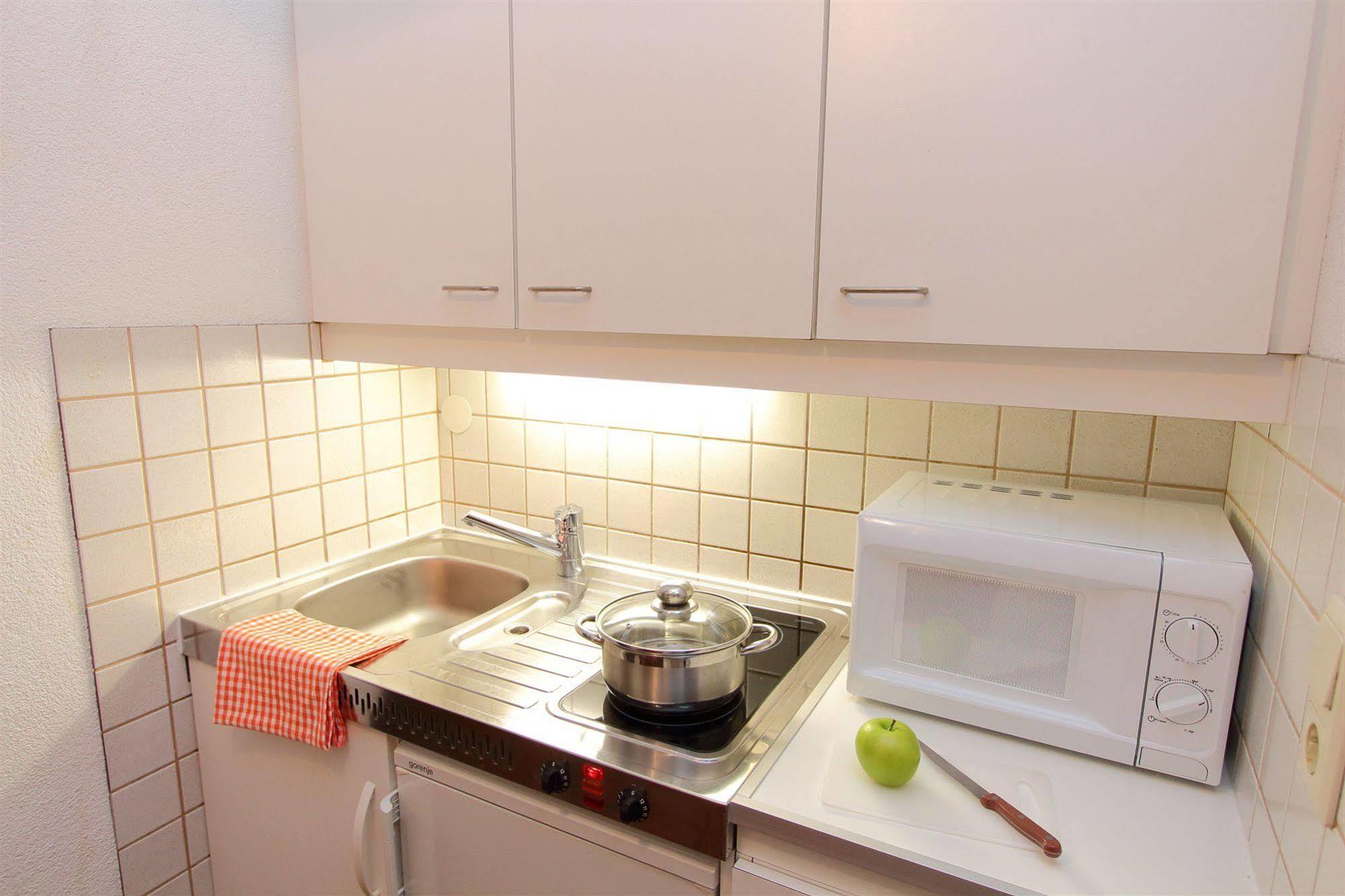 Checkvienna - Edelhof Apartments Экстерьер фото